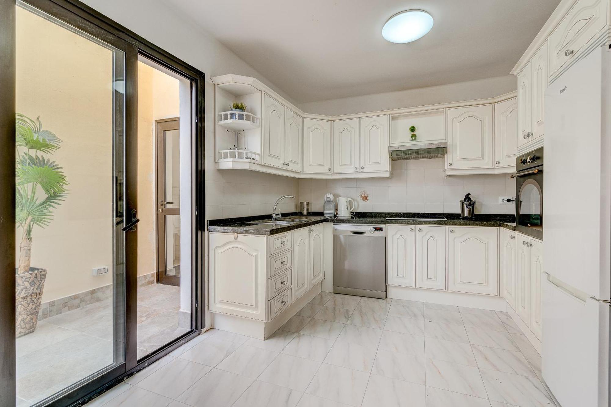 Villa Natali ,Luxury 3-Levels Large Villa On Tenerife, Ocean View, Private Poo L& Barbecue Area アデヘ エクステリア 写真
