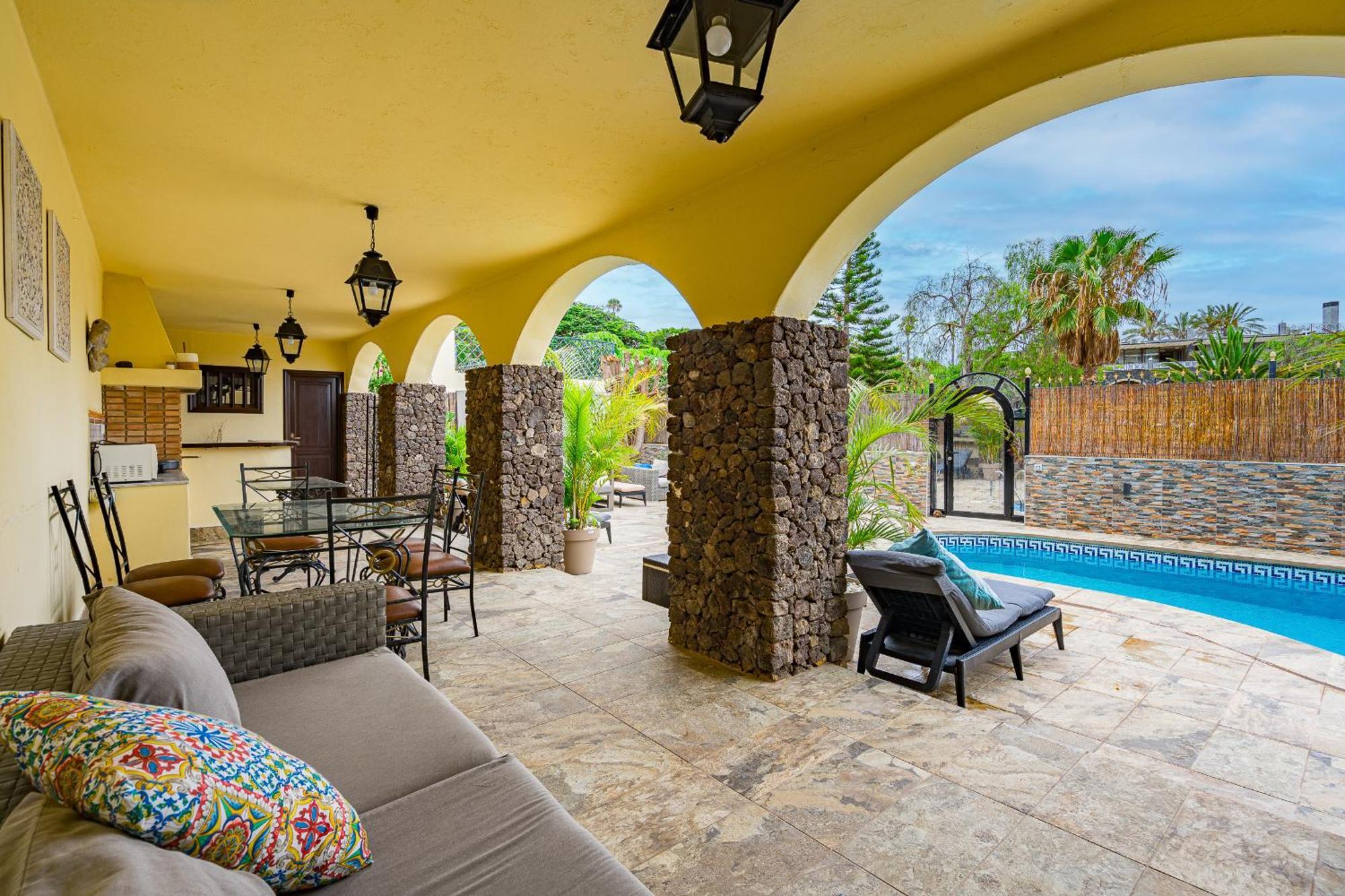Villa Natali ,Luxury 3-Levels Large Villa On Tenerife, Ocean View, Private Poo L& Barbecue Area アデヘ エクステリア 写真